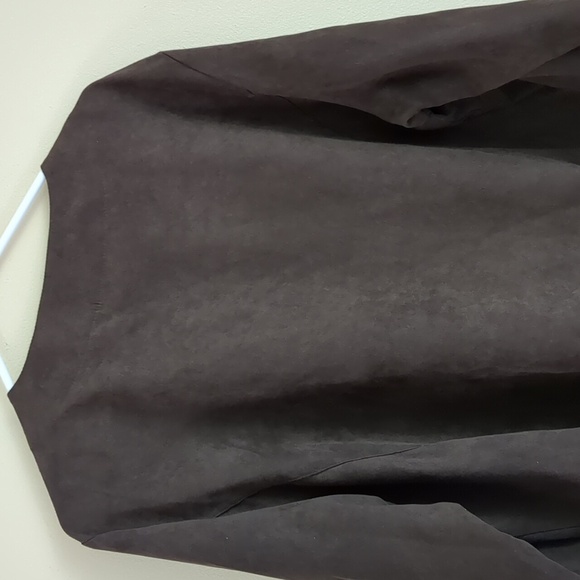 2X Erika Woman Faux Suede Brown Embellished Top - Picture 10 of 13